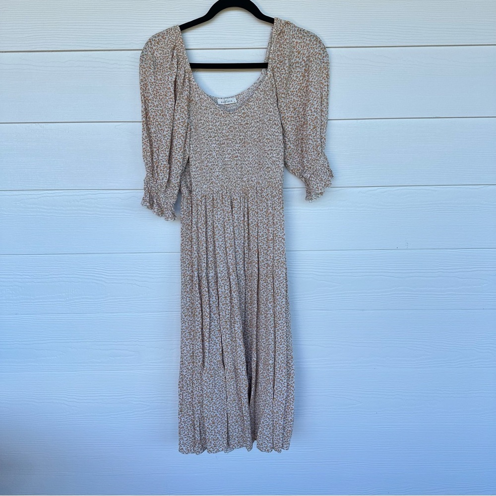 Smocked Floral Midi Dress in Light Beige - Picture 2 of 4